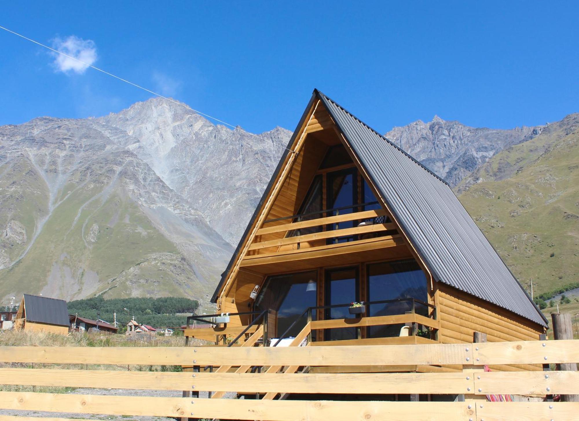 Kazbegi Folk Apartment Ngoại thất bức ảnh