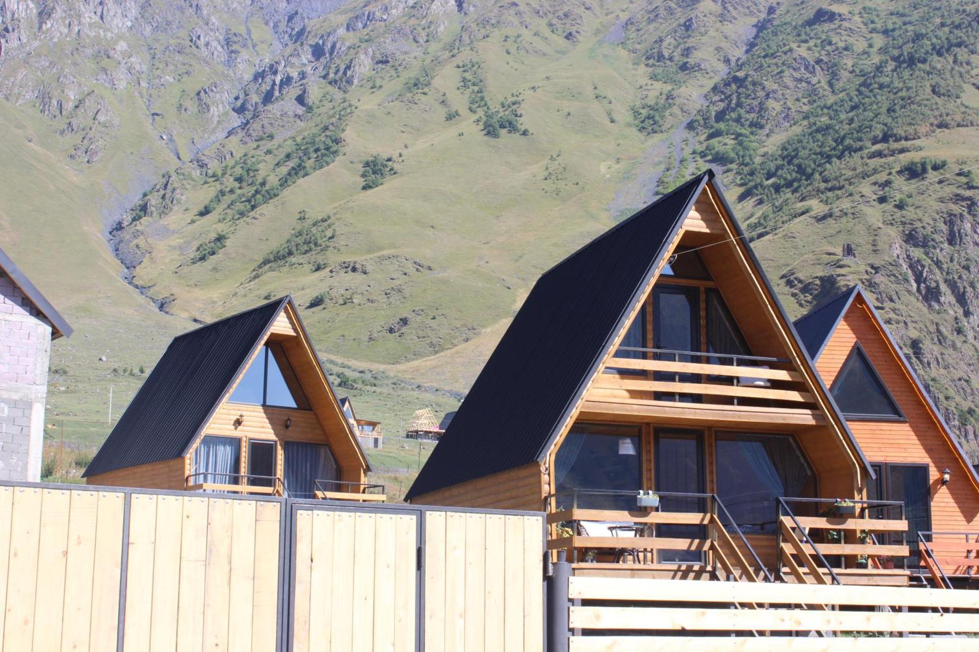 Kazbegi Folk Apartment Ngoại thất bức ảnh