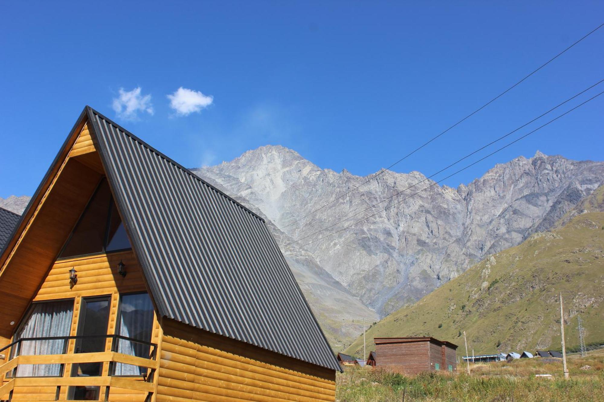 Kazbegi Folk Apartment Ngoại thất bức ảnh