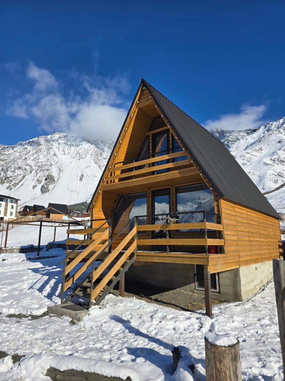 Kazbegi Folk Apartment Ngoại thất bức ảnh